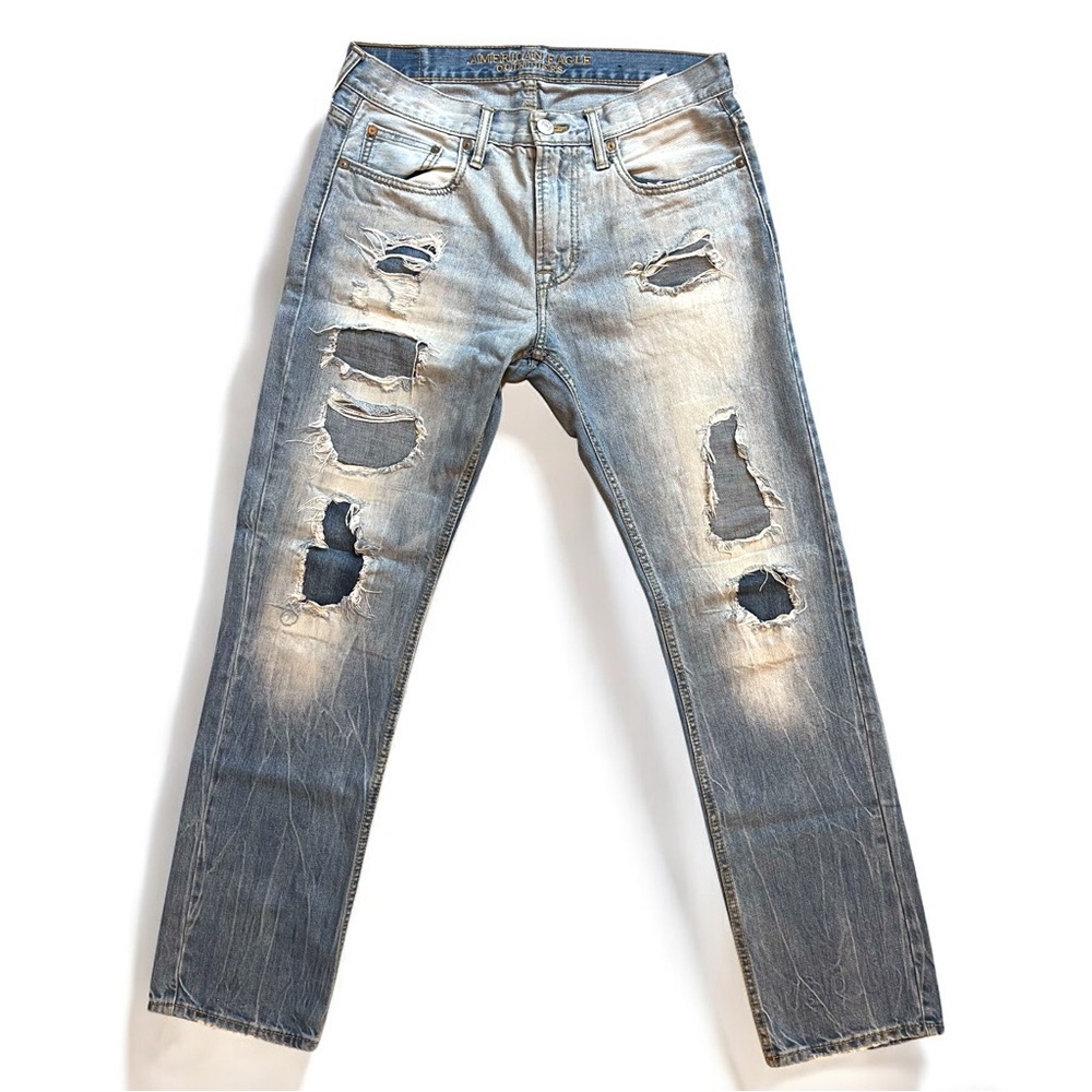 American Eagle Slim Straight Distressed Blue Jeans are (Size 30)